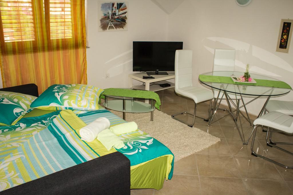 Vasto Apartments Kastela Phòng bức ảnh
