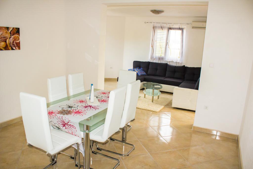 Vasto Apartments Kastela Phòng bức ảnh