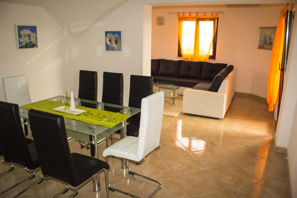 Vasto Apartments Kastela Phòng bức ảnh
